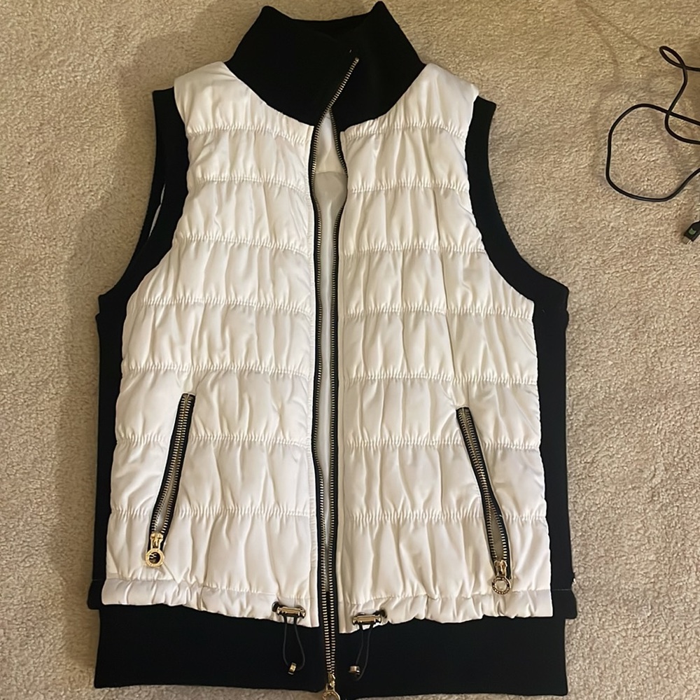 Vest - Picture 2 of 2